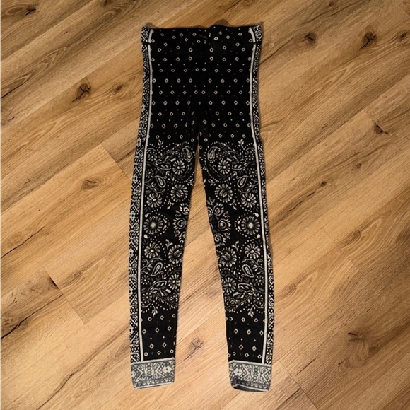 American Eagle ahh-mazingley Soft Heavy leggings size Small - Picture 1 of 5